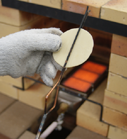 ひとそれぞれ...Let's experience it. お煎餅を焼こう!